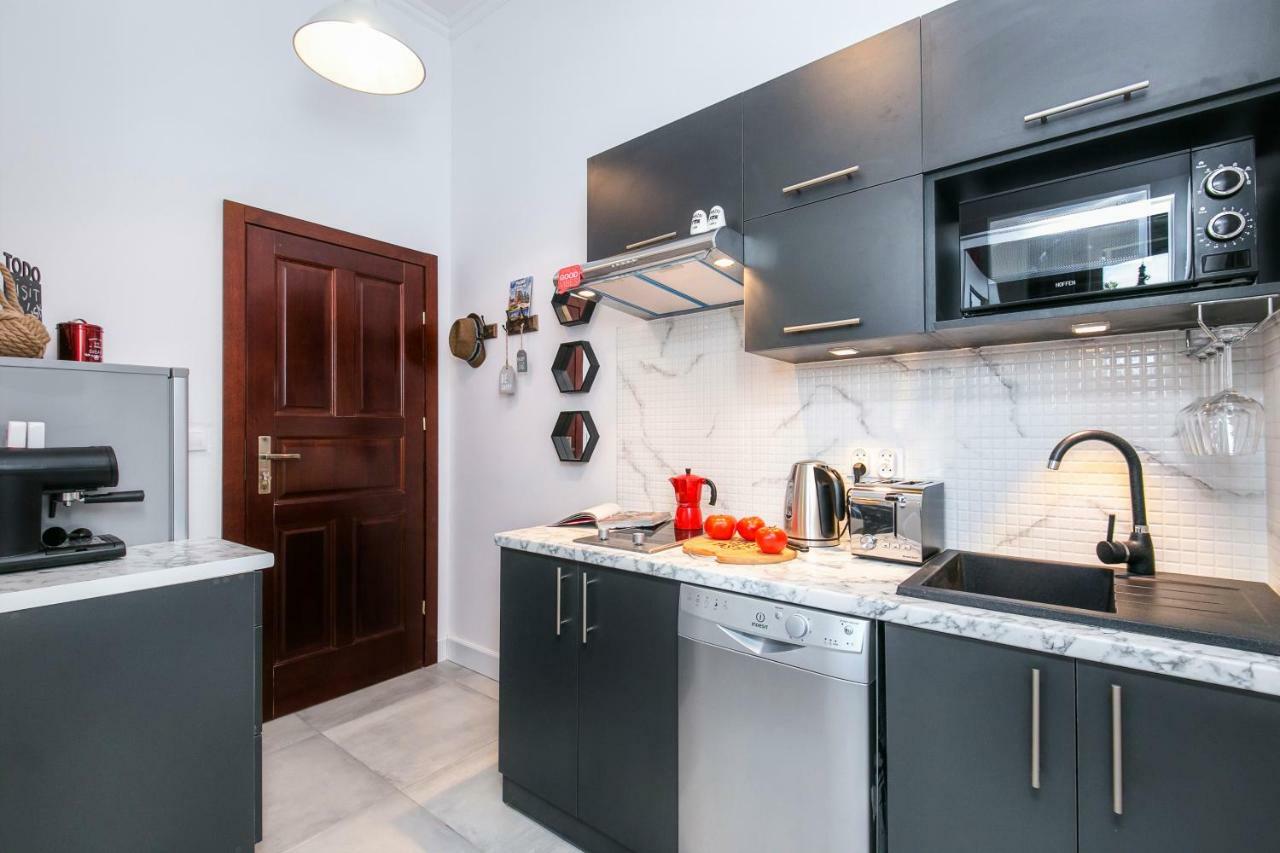 Berg Red Obok Starego Miasta Apartment *